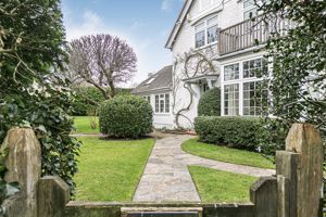 Photo 8- click for photo gallery